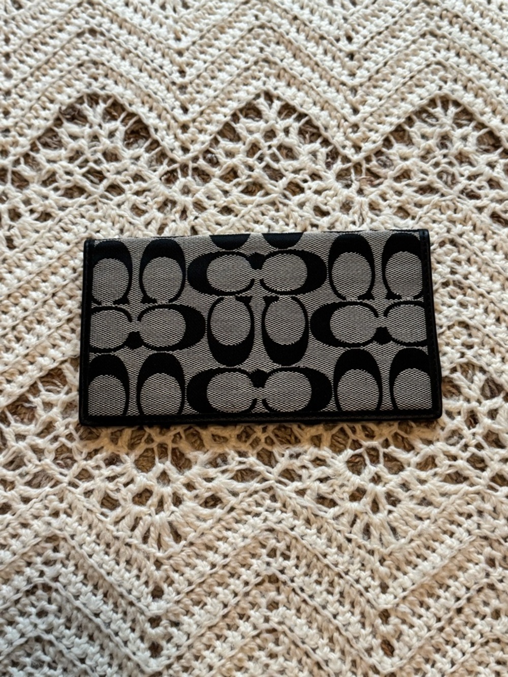 Vintage Coach Signature Canvas Checkbook Cover Black/Gray Monogram “C”